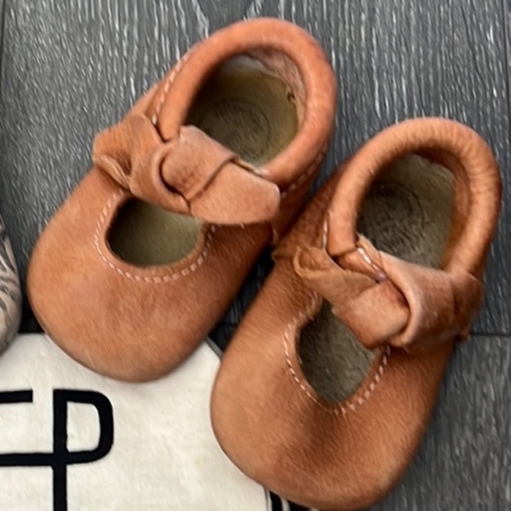 2 pairs of freshly picked mini sole Mocs. Brown=size 4, boots=5